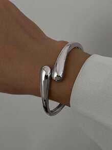 3 件套时尚朋克老钱风格简约金色几何光滑不对称泪珠金属手镯套装，适合女性，厚重光滑金属和锌合金材质