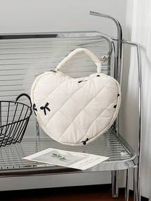 1 Stück Damen Handtasche für Make-up, ein blumenmusteriger, tragbarer, gesteppter Aufbewahrungsbeutel für Toilettenartikel und Kosmetik mit Nischenkonstruktion und großer Kapazität. Es hat einen einfachen, stilvollen und frischen Stil, was es zu einem Muss für die Reise und der perfekten Wahl für schöne Damen macht. Herbst Uni Essentials Reise Essentials Urlaubs Reise Tasche für Damen Make-up Organizer