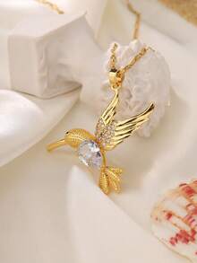 1pc Fashionable & Elegant Copper Material Handmade Cubic Zirconia Inlaid Gold-Plated Hummingbird Necklace, Women's Daily Commute Essential, Best Jewelry Gift For Friends