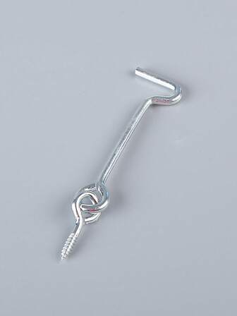 使用门钩和吊环锁加固您的门、窗和橱柜。这些锁由钢制成，并配有耐腐蚀的锌涂层，提供持久的强度和可靠性。适用于室内外使用，钩式设计易于安装且牢固固定。