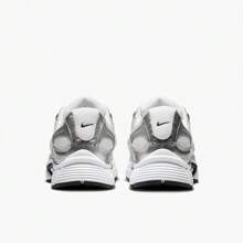 男子NIKE V5 RNR運動復古休閒鞋低筒HJ5228-104 - 白色 - 查看 4