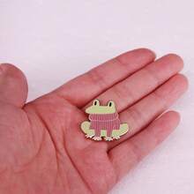 Frog Wearing Sweater Brooch Cute Cartoon Animal Badge Accessory Gift - Gold - View 4