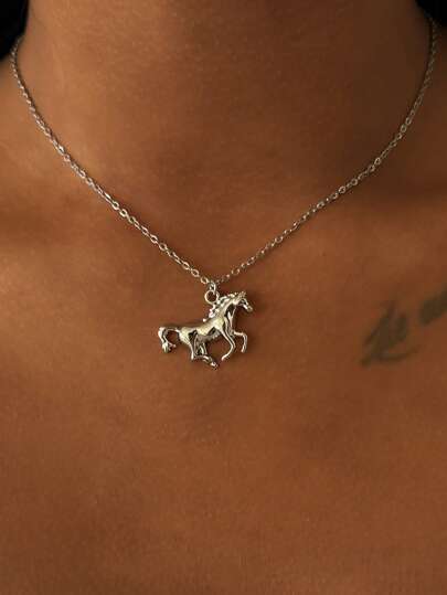 1 件创意金奔马吊坠项链，女士派对、音乐节、日常珠宝配饰、铜饰品