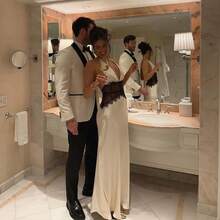 Głęboki dekolt w serek, koronkowa sukienka z odkrytymi plecami, seksowna, prześwitująca, letnia nowość