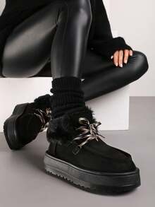 Lace-Up Snow Boots With Thick Sole And Fur - Black - View 4