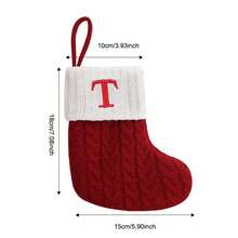 Kreativ gestrickte Buchstaben Weihnachtsstrümpfe, rote Wolle mit exquisiter Stickerei, diese Schneeflocken Dekostrümpfe haben einzigartige Designs; können als Weihnachtsbaum-Ornamente verwendet werden, um eine festliche Atmosphäre zu schaffen, geeignet für Wohnzimmer und Fensterdekorationen, perfekt für Weihnachtsfeiern und Weihnachtsdekoration Raumdekoration Winter