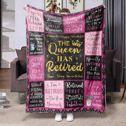 بطانية نسائية للتقاعد 280 جرام - من الفلانيل الناعم والصوف مع رسائل ملهمة وساخرة، هدية وداع مثالية للزملاء والمعلمين والممرضات - وردي فاتح مع تفاصيل ذهبية، مناسبة لجميع الفصول، هدية التقاعد | بطانية صوفية زخرفية | فلانيل ناعم