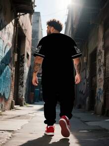 Plus Size Men Religious Pattern T-Shirt And Drawstring Casual Pants 2Pieces Set, Vintage Style - Black - View 2