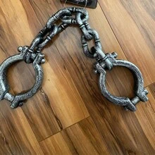 1pc Halloween Plastic Chain Link, Costume Handcuff Prop, Halloween Decoration Accessory, Suitable For Mini Ball, Scary Costume, Haunted House Decor, Masquerade And Haunted House Decoration, Realistic Fake Chain Link For Halloween Decor - Multicolor - View 10