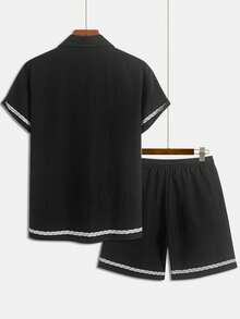 2 piezas Conjunto de moda casual para hombres, camisa de manga corta con cremallera completa y 5 botones con estampado gráfico y pantalones cortos, estilo relajado de vacaciones, elegante y versátil