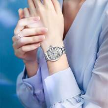 1 件女士全自动陀飞轮镂空机械表是一款奢华、时尚、休闲、轻奢的气球系列腕表，钢带，银色，适合日常装饰