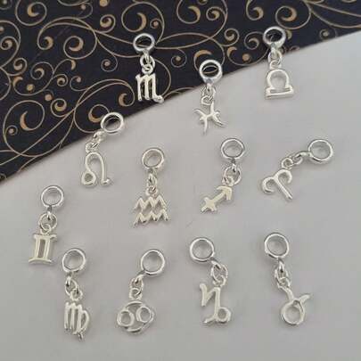 Berloque Signo do Zodíaco Banhado a Prata