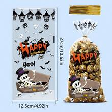 50 pièces de sacs transparents pour collations, bonbons, thème d'Halloween avec imprimés de citrouilles et de crânes. Sacs cadeaux d'emballage pour fête de vacances avec attaches torsadées