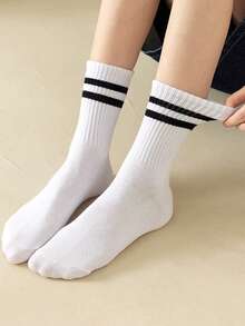 5/10双装男女通用柔软舒适条纹白色中筒袜，适合日常穿着、户外活动、休闲运动、搭配乐福鞋、运动鞋，四季皆宜。 - 白色 - 查看 3