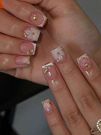 24pcs Short Square Nail Stickers, Minimalist White French 3D Floral, Shell, Starfish, White Pearl Nail Art Decals, Cute & Elegant Nail Decoration Set For Daily Wear And Parties (Includes: 1pc Jelly Gel And 1pc Nail Buffer Strip)