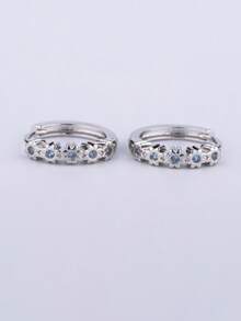 2 Stücke/Set hypoallergene Titan-Stahl Ohrringe, 5A Zirkonia funkelnde Schmetterling Ohrstecker, blaue Blumen flache Knorpel-Ohrringe, blaue Zirkonia Herz-Blumen Creolen, Nasenring, hochwertiger Ohrschmuck für Piercings