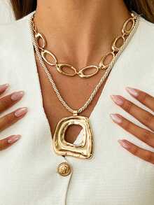 2pcs/Set Fashion Versatile Matte Gold Asymmetrical Hollow Square Pendant Braided Rope Necklace, Vintage Thick Gold Chain Necklace For Women, Suitable For Daily Wear, Dates, Parties, Music Festivals