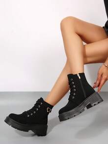 搭配任何牛仔裤，加大码女式系带粗跟踝靴，时尚侧拉链靴，多功能摩托车靴搭配牛仔裤 - 黑色 - 查看 3