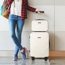 YOUGGELI 两件套行李箱 – 带杯架、USB接口和手机支架的登机拉杆箱，轻便硬壳旅行箱，商务、度假和周末旅行必备。这款行李箱经久耐用，男女皆宜，适合度假旅行。大容量设计，是旅行必备、旅行配件、旅行收纳和旅行用品的理想之选。 - 白色 - 查看 2