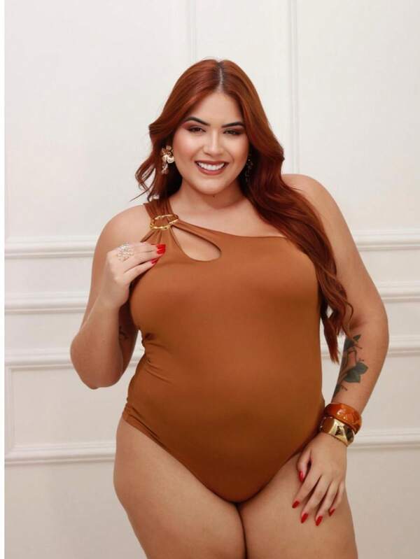 Body Plus Size Recorte Com Fivela Assimetrico Com Um  Toque Sofisticado e Moderno Elegante Para Qualquer Ocasiao