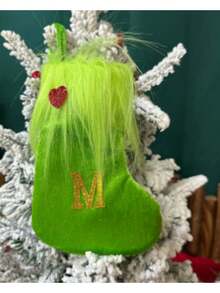 Opakowanie pojedyncze, skarpetki świąteczne, ozdoby świąteczne, zielony plusz, haftowane skarpetki z literami, ozdobne skarpetki świąteczne w torebce prezentowej