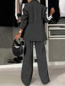 Bộ đồ nữ cỡ lớn gồm áo blazer dài tay cổ ve áo kẻ sọc và quần dài, kiểu dáng thường ngày, thích hợp cho mùa thu và mùa xuân. - Màu xám đen - Xem 2