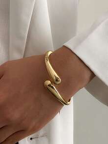 3 Stücke/1 Set modischer Punk Vintage minimalistischer goldener geometrischer glatter asymmetrischer Tropfen Metall Armreif Set, geeignet für Frauen, dickes, schweres, glattes Metall & Zinklegierung Material