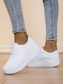 Autumn/Winter New Thick Sole Women Shoes, Casual Shake Shoes, Height Increasing Shoes, Solid Color Shoes, Dirt-Resistant, Fashion Design, Versatile Women Shoes