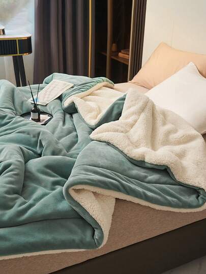 1pc Matcha Green Solid Color Milk Velvet Lambswool Double Layer Skin-Friendly Soft Comfortable Blanket, Suitable For Bedroom, Guest Room, All Seasons