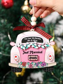 The Year We Become Mr And Mrs, Wedding Car Shape Hanging Decorations, Just Married 2025, Christmas Wedding Wooden Ornament, Christmas Tree Wooden Decorations, Romantic Couple Gift, Anniversary Wedding Gifts, Wedding Gift For Newlywed Couple Home Decor Christmas Decorations Room Decor