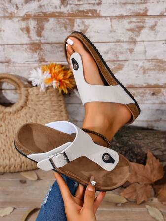 2025 Women's Fashion Silver Metal Buckle Flat Soft Cork Slippers, White Fur Lining Vacation Style Autumn Beach Flip Flops, Beige Casual Outdoor Lightweight & Comfortable Sandals