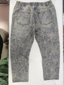 Plus Size Men's Distressed Washed Blue Relaxed Fit Casual Jeans - Blue - View 7