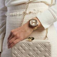 Guess 女士石英表，不锈钢表带，不锈钢表壳，防水石英机芯，适合日常聚会等场合 GW0402L2 - 金色 - 查看 10