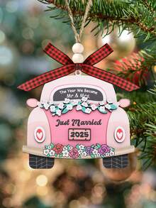 The Year We Become Mr And Mrs, Wedding Car Shape Hanging Decorations, Just Married 2025, Christmas Wedding Wooden Ornament, Christmas Tree Wooden Decorations, Romantic Couple Gift, Anniversary Wedding Gifts, Wedding Gift For Newlywed Couple Home Decor Christmas Decorations Room Decor