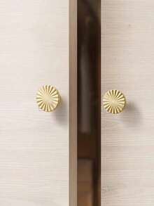 10pcs Circular Sunflower Shaped Drawer Pulls, Suitable For Wardrobe, Cabinet, Shoe Cabinet, Vanity, Furniture, Door Handles, Copper Material, Screws Included, Decorative Atmosphere Gift, Fun Surprise Gift - Gold - View 4
