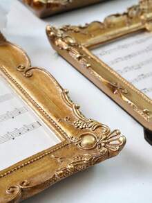 1 Piece Of Vintage American Resin Photo Frame, Wall And Bedside Decoration Painting, Desktop Decoration And Home Decoration, French Vintage Flower Carving Photo Frame, Suitable For Living Room, Bedroom, Office, Studio, Gallery, Record The Beautiful Moments In Daily Life, Collect Precious Memory Gifts Birthday Graduation, Holiday Record Gifts