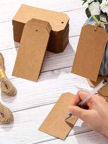 50 Stücke/200 Stücke Kraftpapier Geschenkanhänger mit Schnur 7*4cm Papppreis-Etiketten Namens-Etiketten Vintage Hochzeit Geburtstag Hängende braune Etiketten mit Hanfschnur Blanko Geschenkanhänger für Geschenkanhänger Cupcake-Topper Wunschbaum-Etiketten Kleidungsetiketten Hochzeit Namens-Etiketten