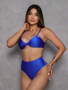 Trilobal Sport Bikini Set With Knotted Top And Hotpants – Comfort And Style For Summer - Blue - View 2