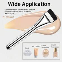 Pincel de maquiagem para base com lâmina ultrafina, pincel de base com cabeça plana, pincel para base líquida facial, pincel de maquiagem facial ultrafino com cabeça plana, pincel de maquiagem para misturar creme de máscara, ferramentas de pincel de base com cerdas sintéticas macias, design portátil, adequado para uso doméstico, em salões de beleza e viagens. Ideal para maquiagem líquida, um ótimo presente de Natal e Halloween para familiares e amigos.