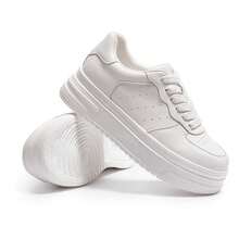 CAMEL CROWN Women's Sports Casual Shoes, Autumn And Winter Fashionable Casual Slip-On Shoes, Height-Increasing Versatile White Shoes.