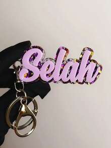 1 Chaveiro Personalizado de Acrílico com Nome - Placa de Nome Personalizada, Design Brilhante Rosa, Presente Perfeito para Meninas, Aniversários e Ocasiões Especiais, Enfeite de Mochila, Presente Personalizado com Nome, Multifuncional, Ornamental, Letra, Estiloso, Moderno, Colorido, Fofo, Casual, Personalizado, Único, Customizado, Presente Ideal para Ele, Presente Ideal para Ela, Fácil Conforto, Presente de Aniversário