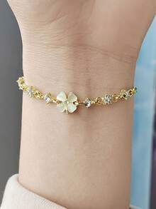 1 Piece Of Women's Bracelet, Perfect For Wearing At Banquets, Graduation Balls, Parties, And Other Special Occasions. It's A Perfect Accessory To Enhance Your Overall Look, Both Bold And Fashionable. - 黃金 - 查看 2