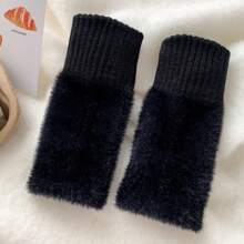 1 par de nuevos guantes sin dedos de felpa de visón para mujer, de unicolor, suaves y cálidos para el invierno. Guantes de punto de lana sin dedos, guantes de mujer de invierno de felpa de punto, con dedos descubiertos, versátiles para pantalla táctil, oficina, estudiantes para escribir.