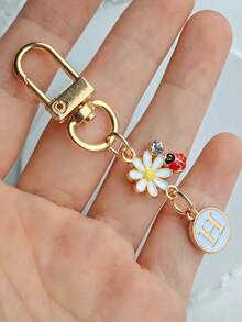 1pc Unisex A-Z Letter Stainless Steel Keychain, Minimalist Letter, Flower, Ladybug Design, Gift For Friends, Bag Pendant - Multicolor - View 6