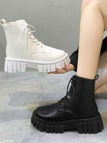 Botas de cordones de moda para mujer,Botas Cortas para Mujer: Estilo Británico y Botas Moteras de Moda | Cómodas de Llevar, Ideal para Actividades Al Aire Libre - Negro - Ver 2