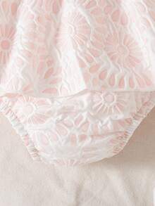 秋冬季女婴白色短袖连体衣、蝴蝶结袜子和发带套装 - 白色 - 查看 9