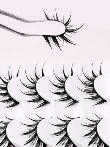 7. 这款透明条状半长猫眼假睫毛长度适中，能轻松打造迷人、大眼、纤长的效果，妆效自然，宛如柔软蓬松的真发。适合日常妆容、派对妆容和情人节妆容。 - 眼尾拉長款 - 查看 5