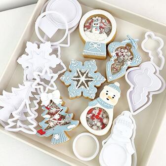 Stampo per biscotti natalizi in plastica 3D a forma di palla di cristallo, fiocco di neve, pupazzo di neve, albero di Natale, perline, decorazioni per biscotti, decorazioni natalizie, pigiami natalizi, regali di Natale, utensili per la cottura di biscotti natalizi