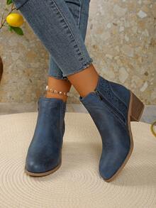 Botas cortas de otoño 2025 para mujer de talla grande, zapatos de estilo clásico del oeste americano para ir al trabajo, color azul sólido con tacón grueso hueco y tacón medio, con cremallera lateral en los tobillos