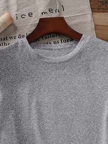 1pc Georgia 180g Milk Silk Double Grinding Women's T-Shirt,Comfortable,Suitable,Casual Versatile Tops, Street Wear, Daily Outfits - 淺灰色 - 查看 3